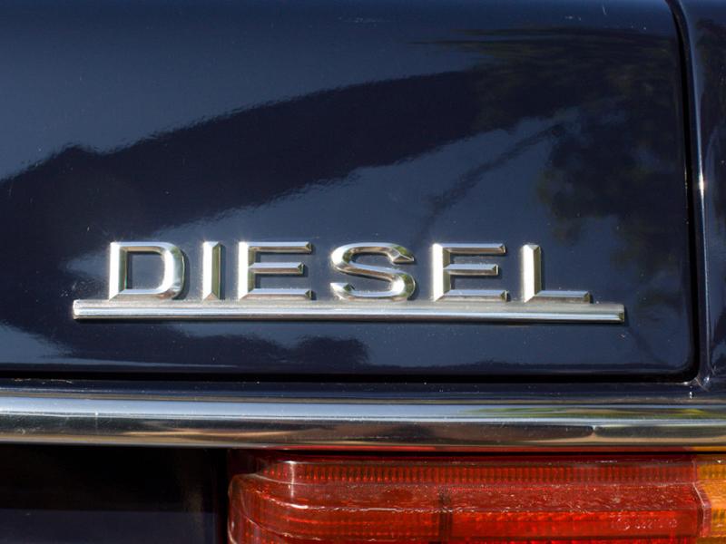 1977 Mercedes-Benz 300D