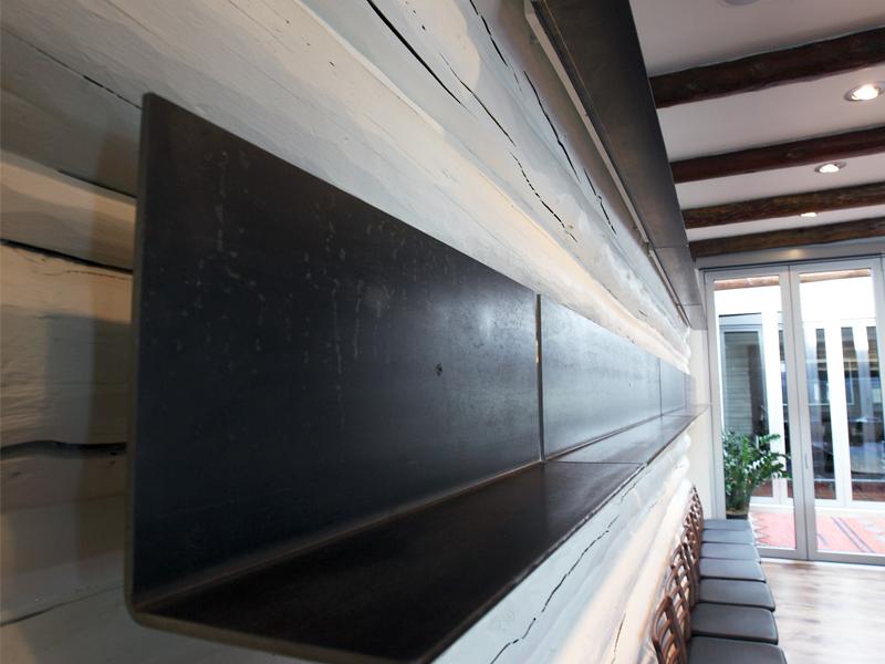 Floating Plate Shelves