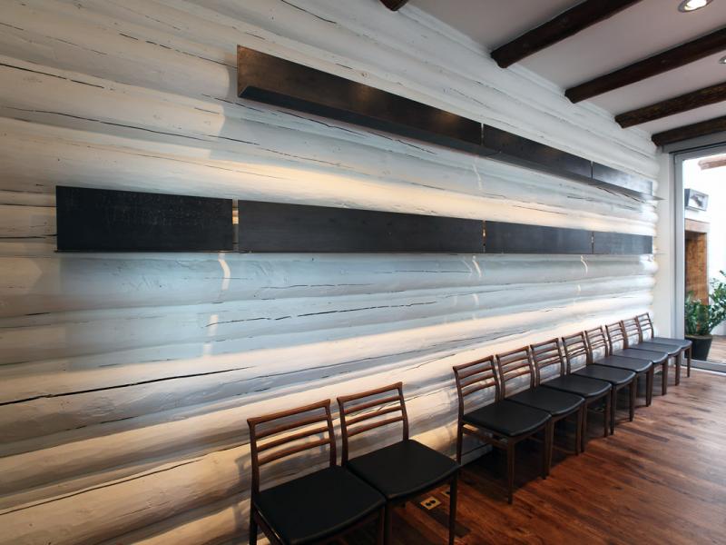 Floating Plate Shelves