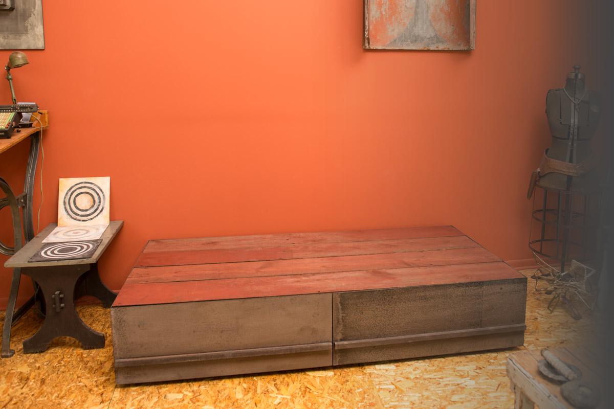 Corten Ottoman